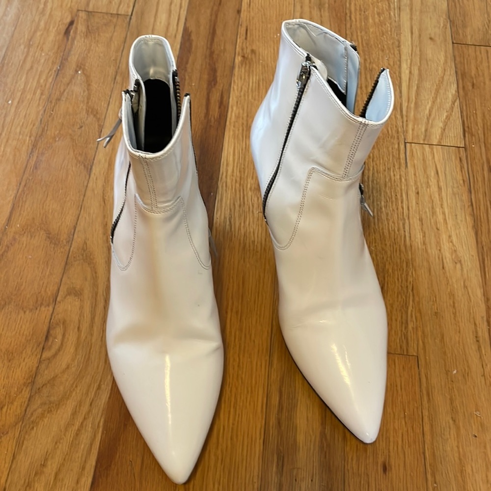 Women's Isabel Marant White Patent Leather Zip Up Ankle Boots SZ 39